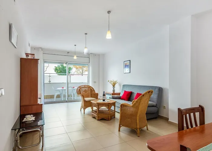 Elegant In Lloret De Mar, 85 M² With Pool Lloret de Mar